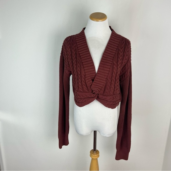 Free People Emilie Cropped Twist Front Cable Sweater Cherry Cola Red Size L - Picture 5 of 8